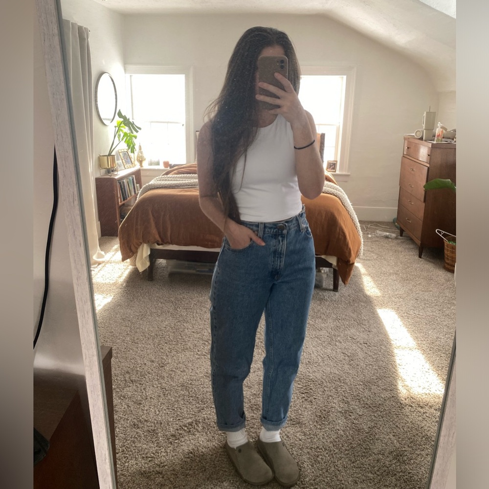 Vintage Levi 551 High Waist Relaxed Tapered Leg Light Wash Jeans Long USA